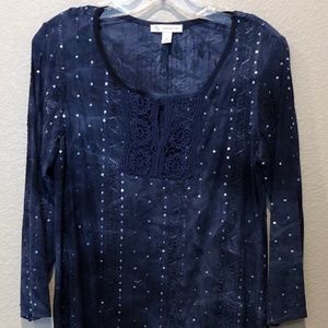 Women's cb Established 1962 Blue Crochet/Sequin 3/4 Sleeve Bridge Hem Top Size M
